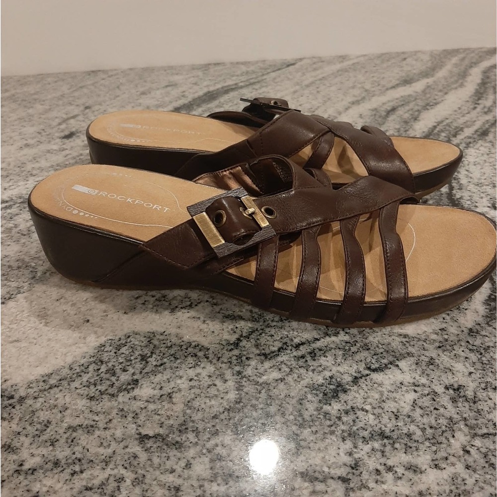 nwot ROCKPORT Brown Leather comfort Slides SIZE 9